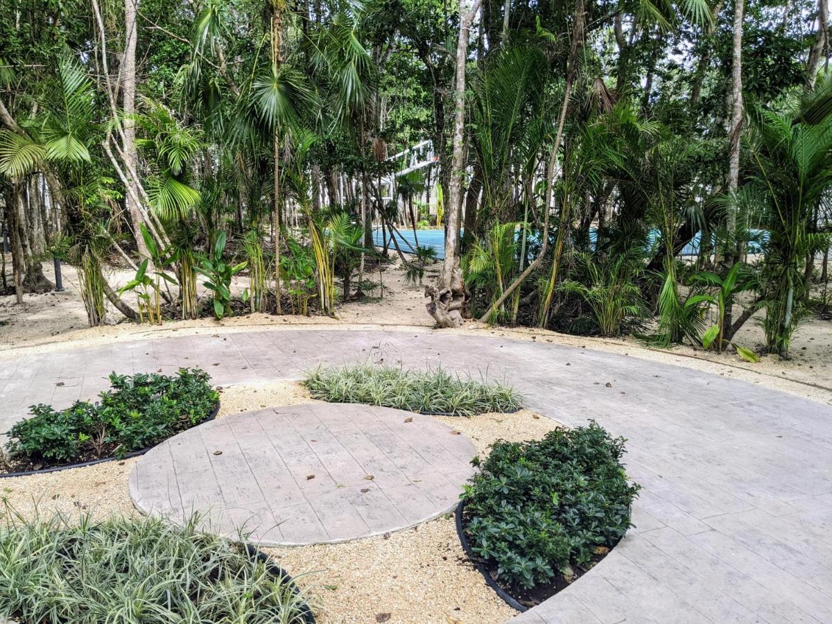 2-Bedroom Condo By The Jungle W/ Swimming Pool Пуерто Морелос Екстериор снимка