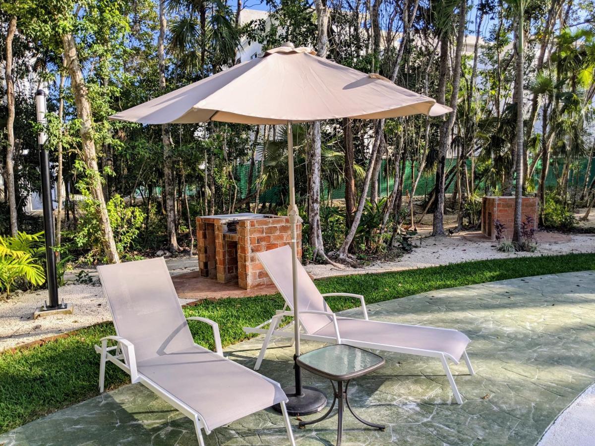 2-Bedroom Condo By The Jungle W/ Swimming Pool Пуерто Морелос Екстериор снимка